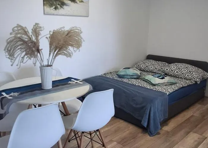 Kompas בית הארחה 3*